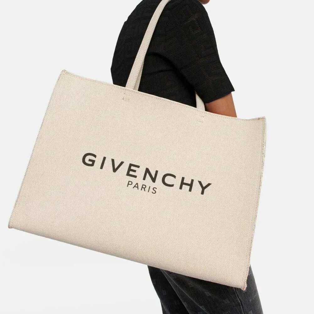 Givenchy spacious bag